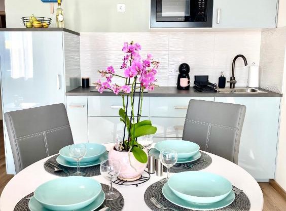 AZUR Panorama Apartman Alsóörs
