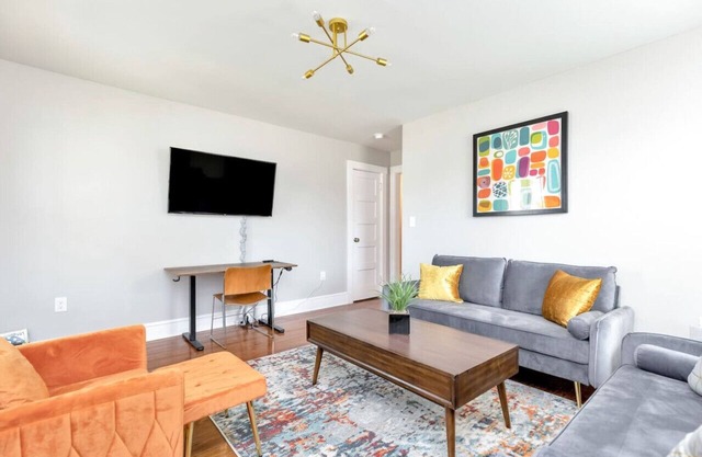 B - 2305 North Avenue Apt B, Orange Crush
