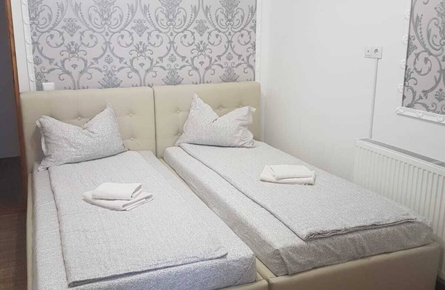 B&B Apartment near Shopping Center