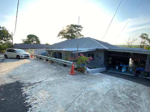 Babamoon Homestay with pool