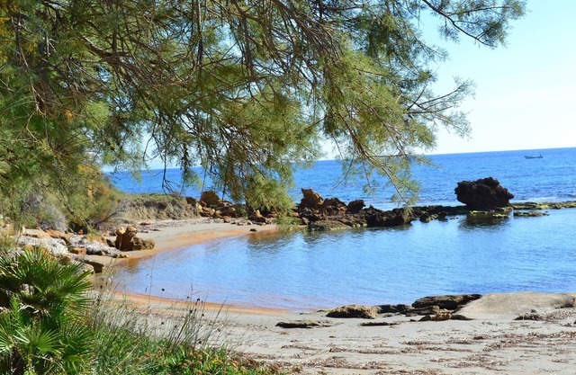 Baia Del Molo - House with Private Access to the Sea. Air conditioning and Parking Free