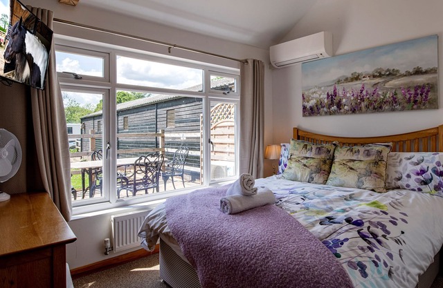 Baileys Farm - ROOM 3 ( Double + Sofa Bed )