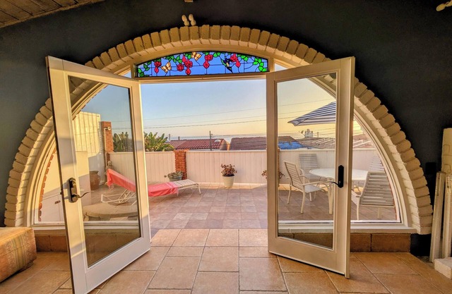 Baja Malibu Beach house - epic surf, pet and family friendly
