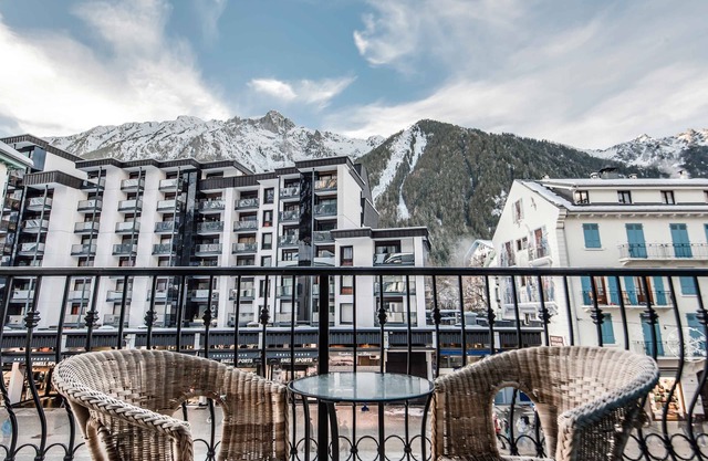 Balmat Apartment - an apartment that sleeps 6 guests in 2 bedrooms