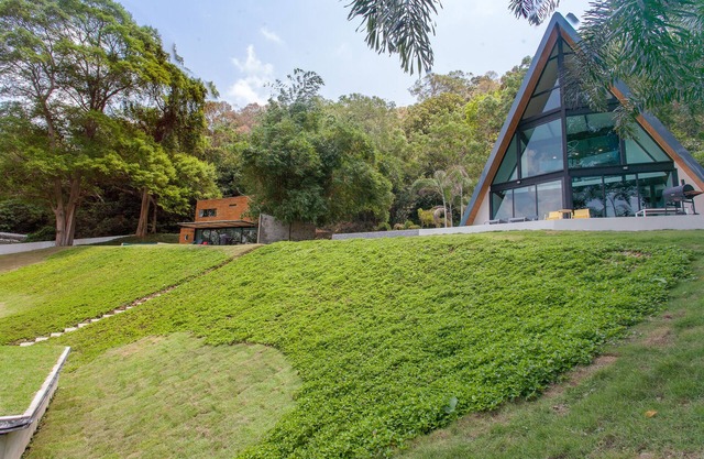 Bamboo Garden House