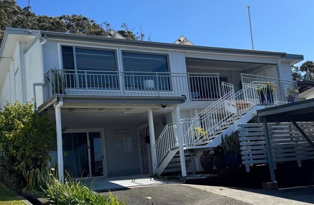 Banyandah - Hyams Beach: Spa, Wifi, Linen, Pet Friendly