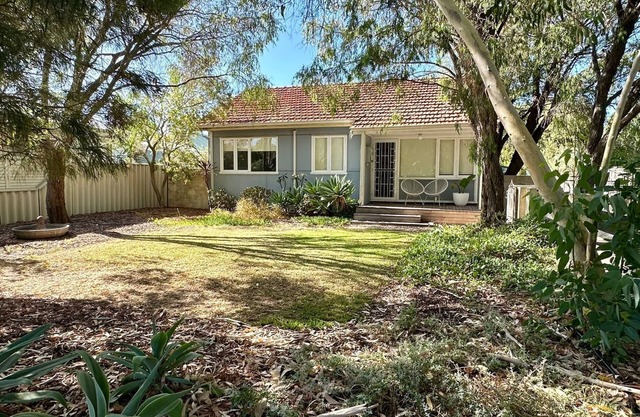 Barefoot Beach Cottage