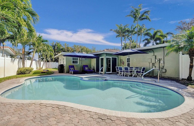 Barefoot Villa Summar
