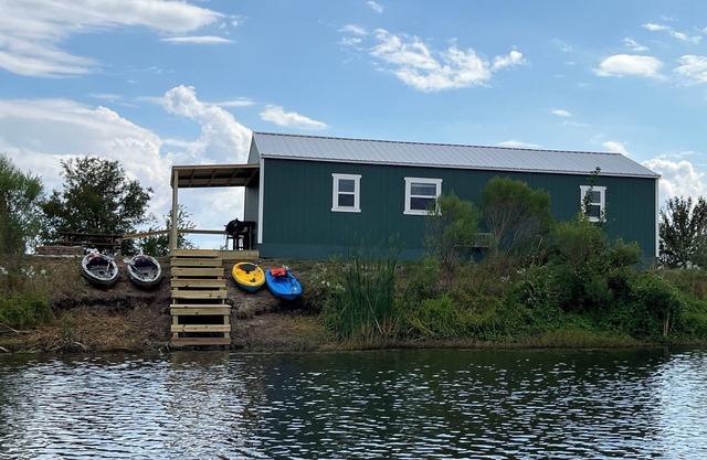 Bass Lodge - Lakefront - New