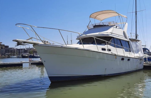 Bateau le Black Pearl, un appartement sur l'eau à Bordeaux.