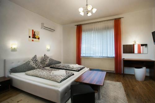 Bathory Apartments
