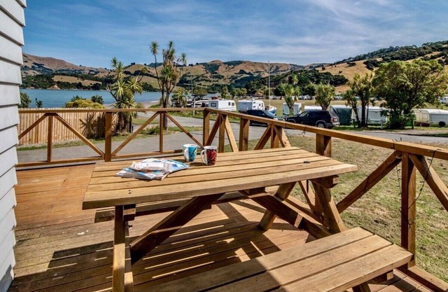 Bay Bliss - Akaroa Holiday Home