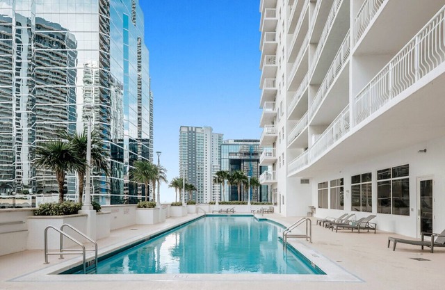 Bay Front Highrise Oasis in Brickell
