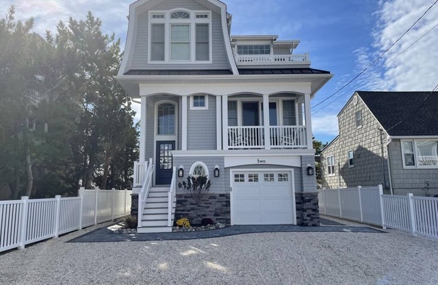 Bay Side 4 Bedroom 157974