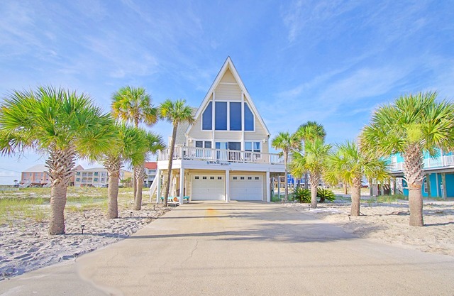 🌞Beach Bliss🌞 Stylish Pet Friendly Home | Gulf View w/Loft + Decks 🌴
