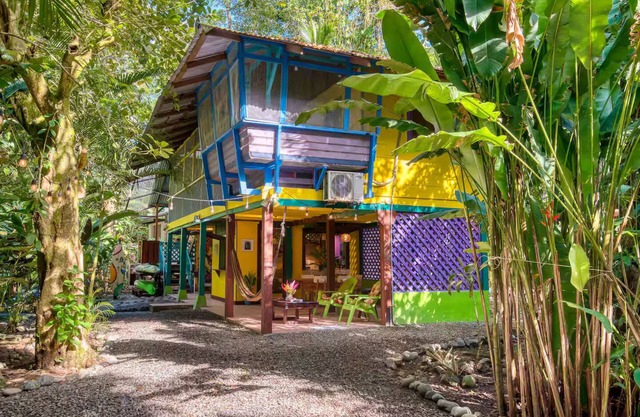 Beachfront Home in Punta Uva - A/C & Starlink