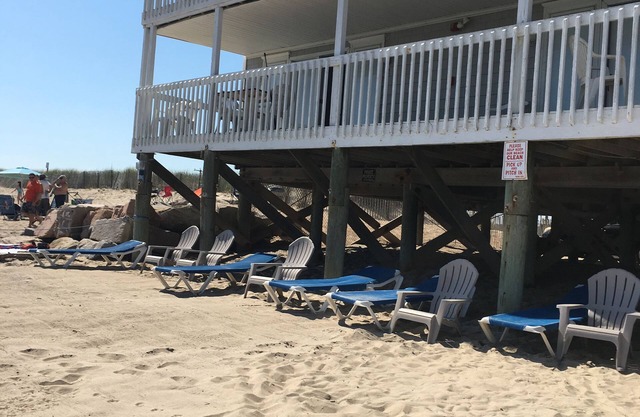 Beach Front 2 Bedroom 1 Bath Condo with complete kitchen and outdoor barbeque