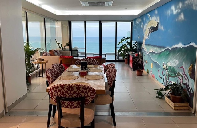 Beach Front Manta Luxury