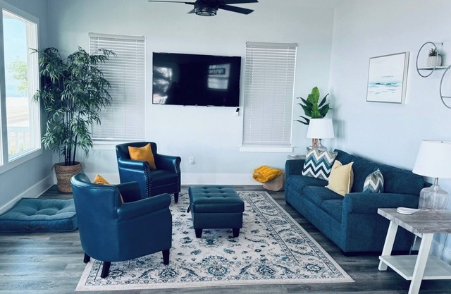 Beach Getaway, Pet Friendly, and Fully Equipped
