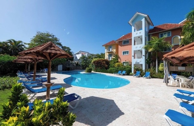 Beach View Apartments Romantic and Luxurius