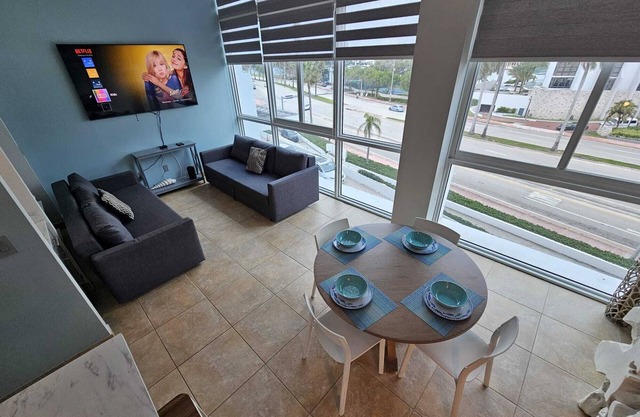Beachfront Condo-Hotel 1 Bedroom with free parking