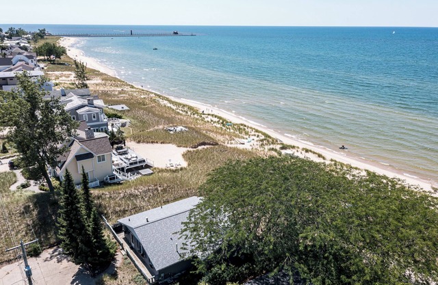 Beachfront cottage on North Shore Grand Haven