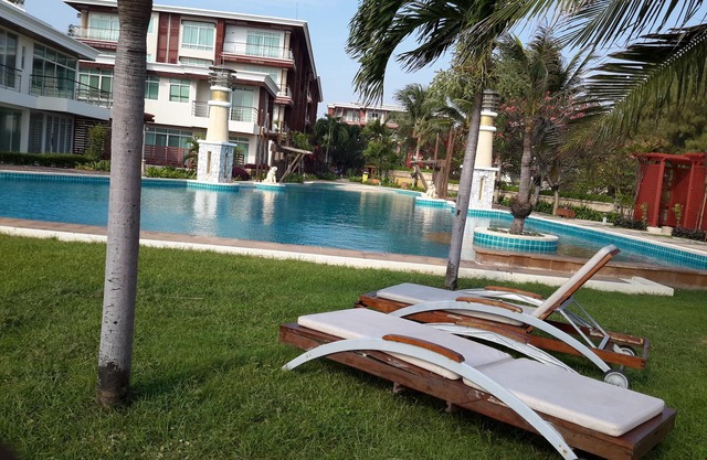 Beachfront Family Penthouse Seaside Hua Hin (C32, 3rd Floor, 136 Sq.m.)