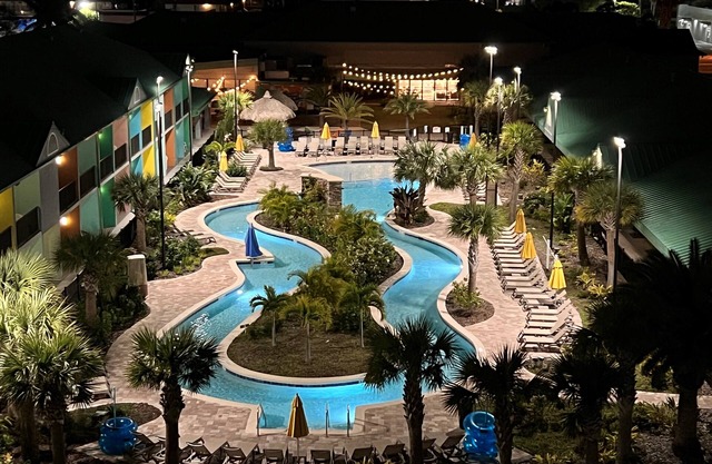 Beachside Hotel & Suites Cocoa Beach - Port Canaveral