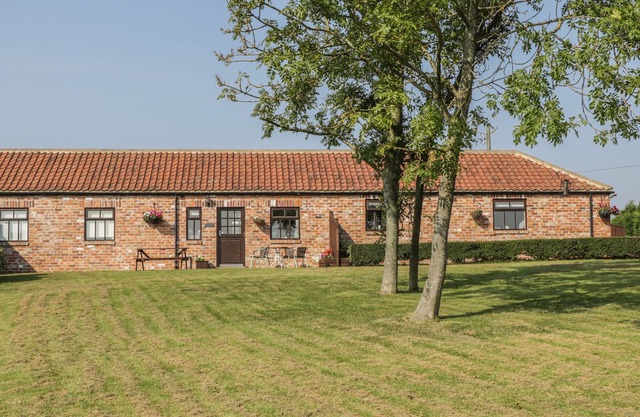 BEACON, family friendly, character holiday cottage in Moorsholm