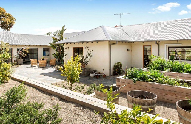Beatrice - McCrae (Mornington Peninsula)