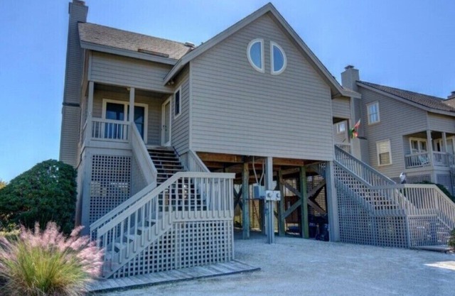 Beatrice's Bungalow - Topsail Beach