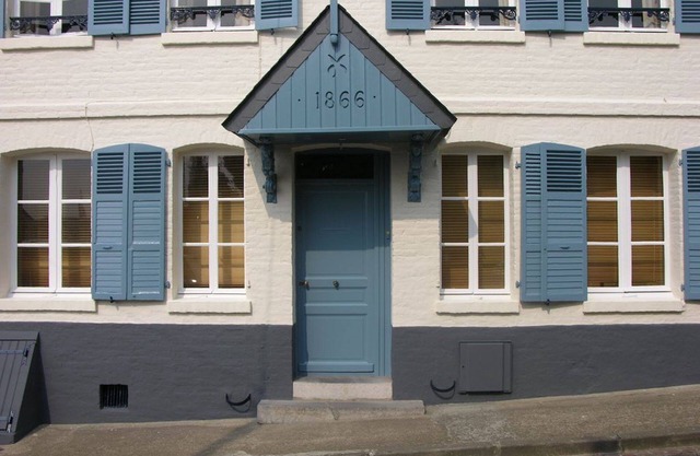 Beautiful & large character house with all comfort, with garden in the Baie de Somme