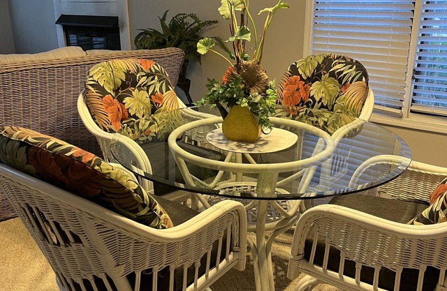 Beautiful 3-BDR Condo 2 full Bathroom, ,sleeps 9, The Maples Golf Course On Site