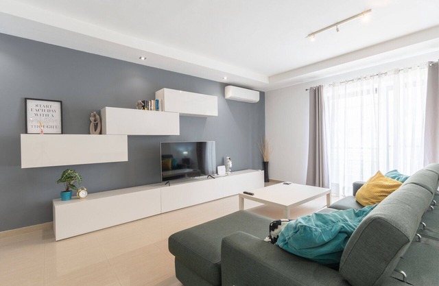 Beautiful 3 -bed apartment in St.Julians