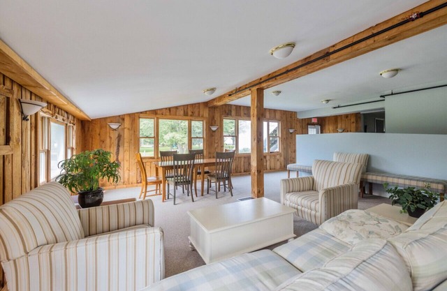 Beautiful 3-Bedroom Condo near Goose Rocks Beach in Kennebunkport