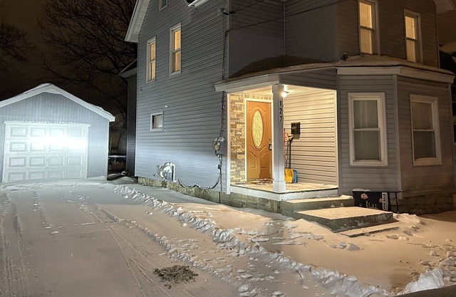 Beautiful 3 bedroom home for a relaxing getaway!