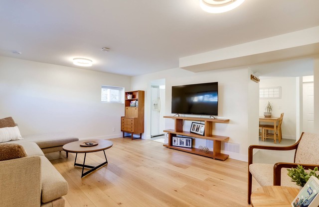 Beautiful 3 bedroom suite!