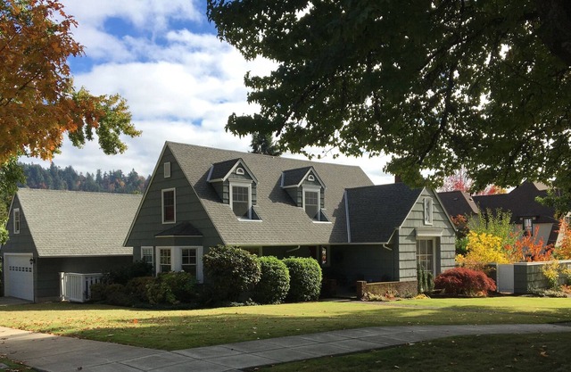 Beautiful 5-star home in premier location near Hayward Field, Univ. of Oregon