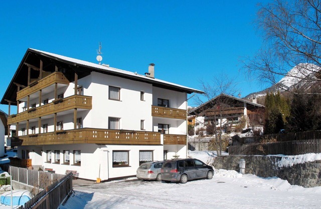 Beautiful apartment for 4 people with WIFI, TV, balcony and pets allowed