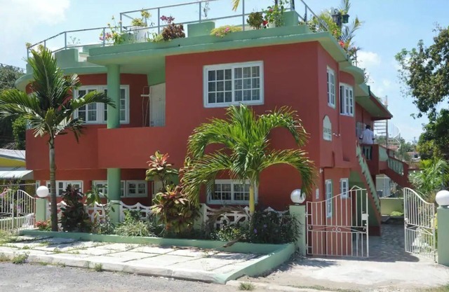 Beautiful and elegant 2 bedrooms and 1 bathroom
