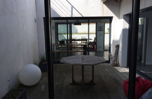 Beautiful and large architect house near the beach