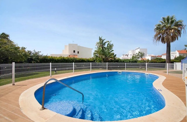 Beautiful and Spacious Villa near the beach with fenced pool, WiFi and A/c