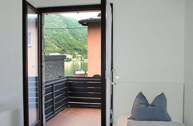 Beautiful apartment for 4 people with WIFI, TV, patio and pets allowed