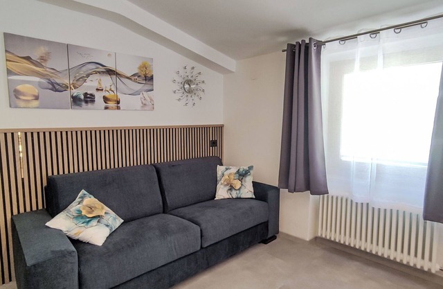 Beautiful apartment for 5 people with WIFI, TV, patio, panoramic view and parking
