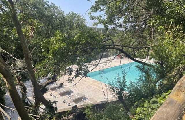 Beautiful apartment for 4 people with pool, WIFI, A/C, TV, patio and pets allowed