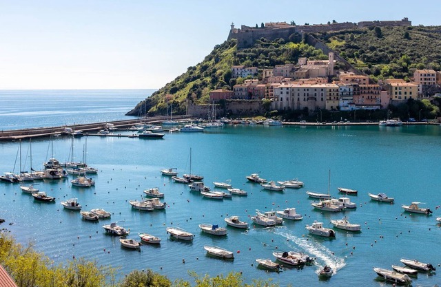 Beautiful apartment on the marina