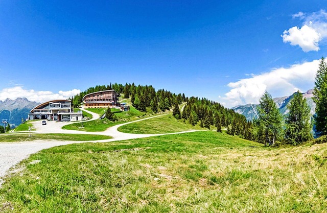 Beautiful apartment for 4 people with WIFI, TV and parking