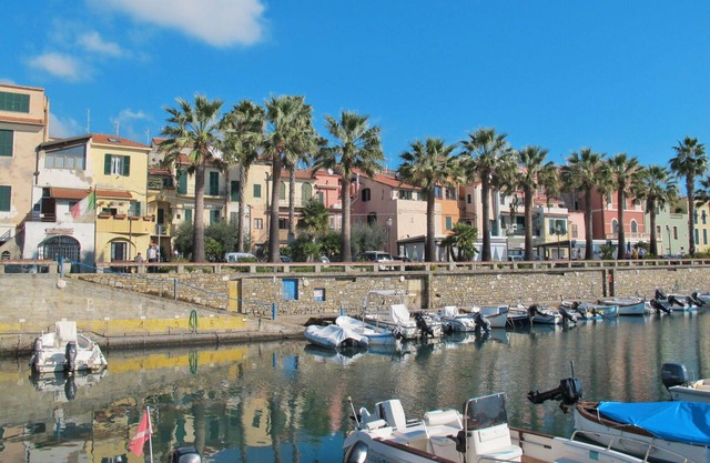 Beautiful apartment for 4 people with WIFI and pets allowed