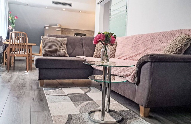 Beautiful apartment for 2 guests with WIFI, TV and pets allowed