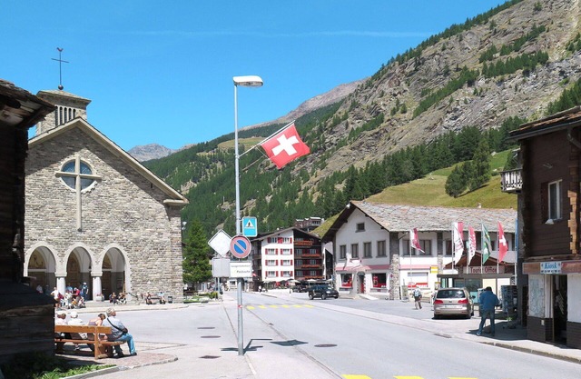 Beautiful apartment for 2 guests with WIFI, TV, balcony and pets allowed